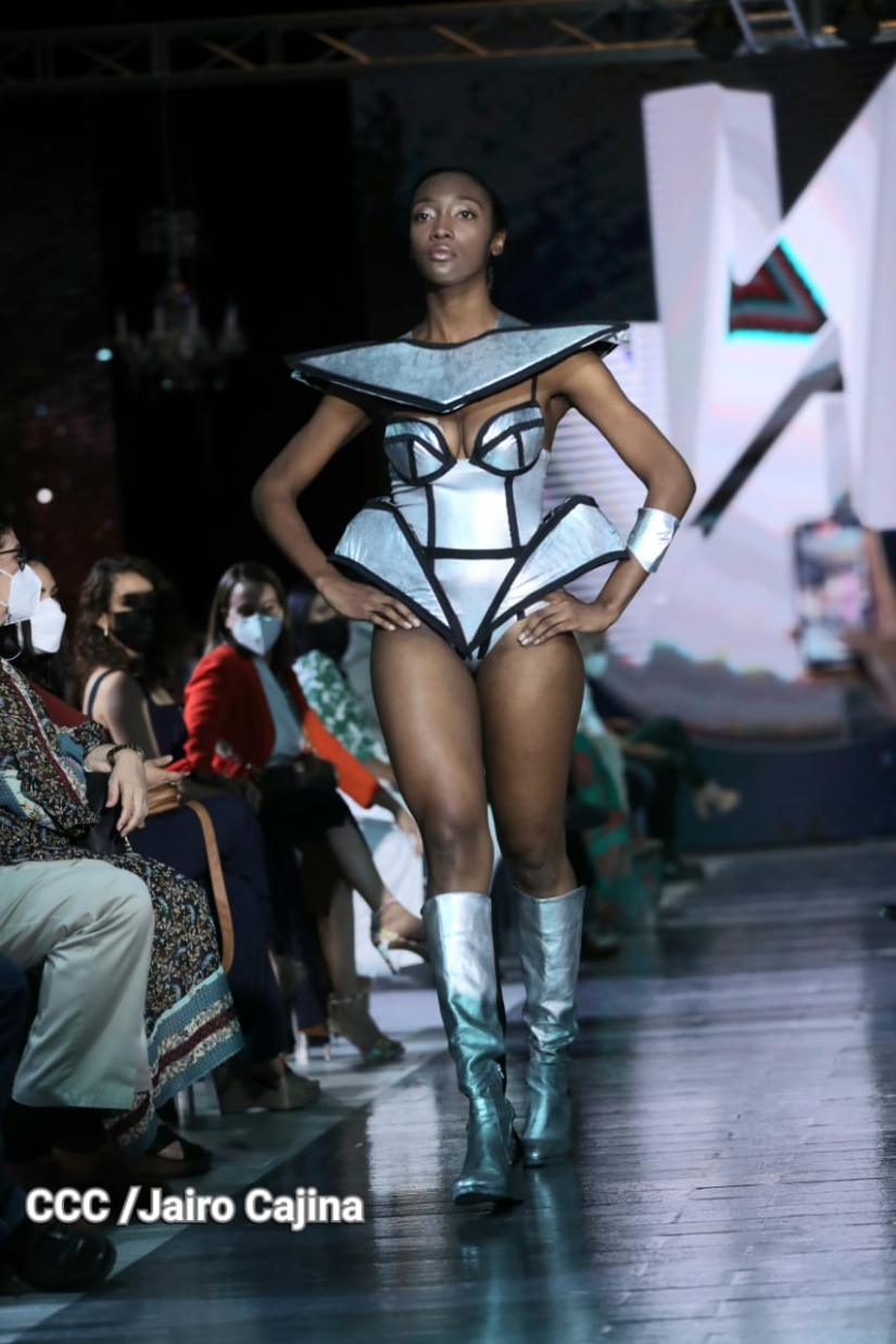 PASARELA